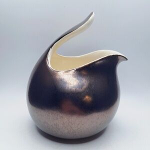 EVA ZEISEL Red Wing Town & Country 8" Pitcher Gunmetal Metallic RARE